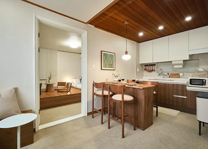 Monarch Stay,jongno, Anguk,4 Guest,2br,bukchon Hanok Village,changdeokgung Palace,gyeongbokgung Palace,ddp,myeongdong アパート