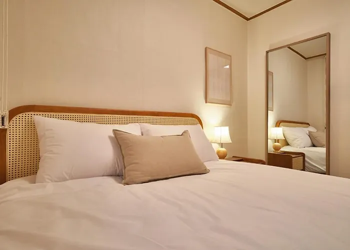アパート Monarch Stay,jongno, Anguk,4 Guest,2br,bukchon Hanok Village,changdeokgung Palace,gyeongbokgung Palace,ddp,myeongdong *