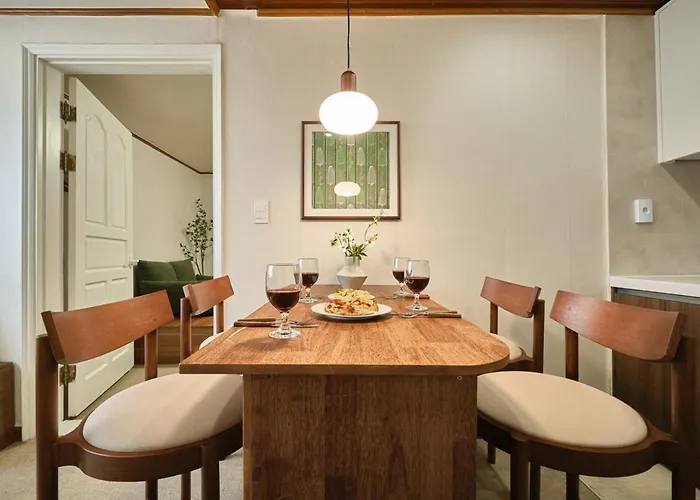 Monarch Stay,jongno, Anguk,4 Guest,2br,bukchon Hanok Village,changdeokgung Palace,gyeongbokgung Palace,ddp,myeongdong ソウル特別市