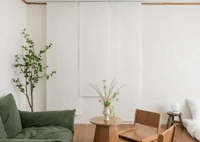 Monarch Stay,jongno, Anguk,4 Guest,2br,bukchon Hanok Village,changdeokgung Palace,gyeongbokgung Palace,ddp,myeongdong *